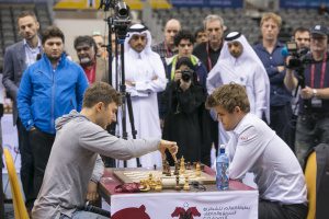 Mötet mellan Carlsen och Karjakin var så klart högintressant. Foto: Turneringshemsidan.