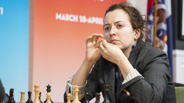 Följ Anna Cramlings OS-analyser - Sveriges Schackförbund